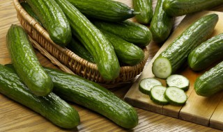 中午的凉拌黄瓜下午可以吃吗 中午的凉拌黄瓜下午还能不能吃