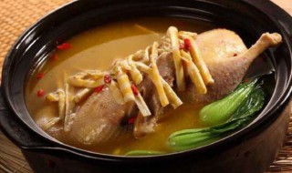 鸭子放什么一起炖汤最好 鸭汤和什么一起炖汤比较好