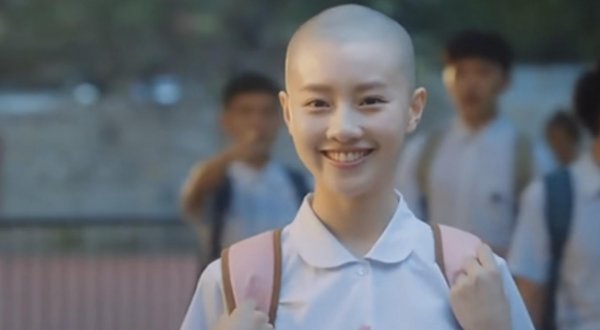 王鹤润矿泉水事件是怎么回事