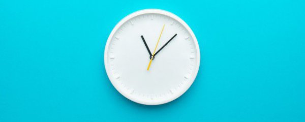 家里的挂钟应挂什么位置好