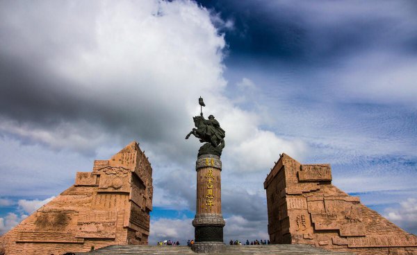 内蒙古东西跨度多少公里