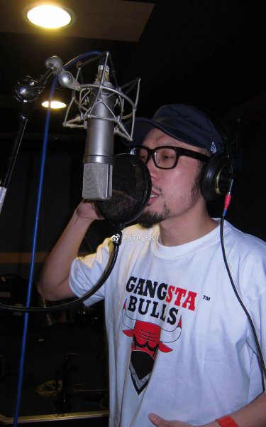 sta是什么牌子衣服