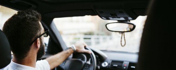 比亚迪外车窗起雾解决方法