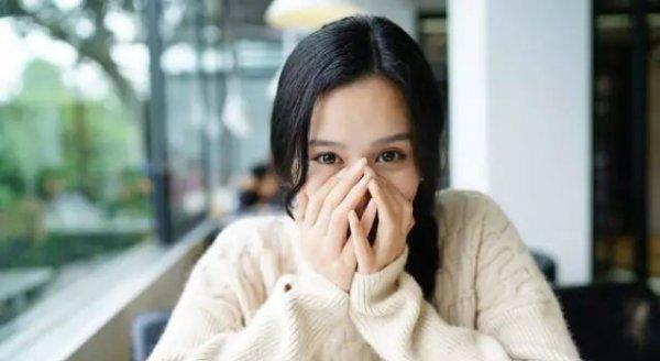 酒桌上判断男生暗恋你的表现