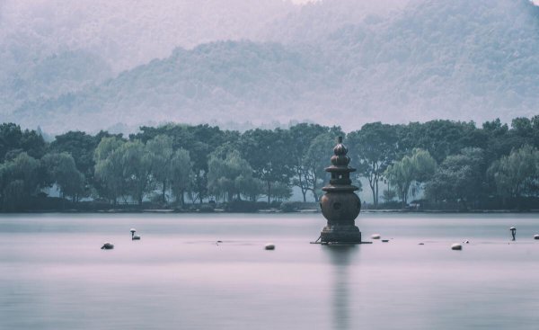 杭州西湖的资料和传说简介