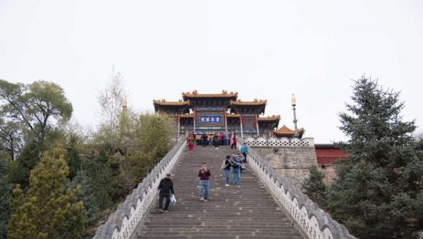 山西省的五台山海拔多少米