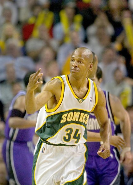 NBA雷阿伦球衣号码