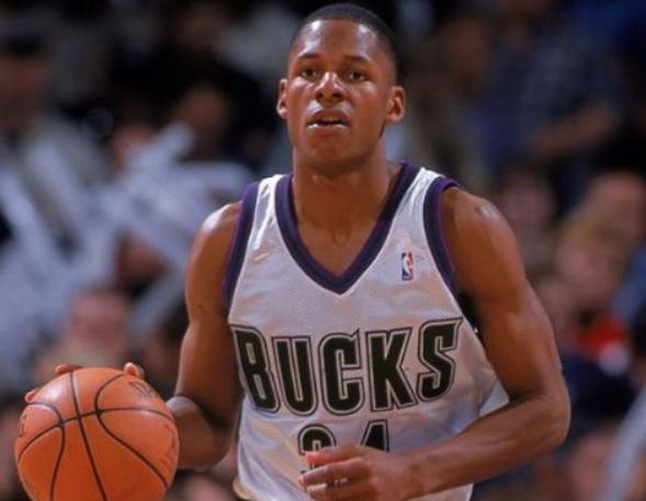 NBA雷阿伦球衣号码