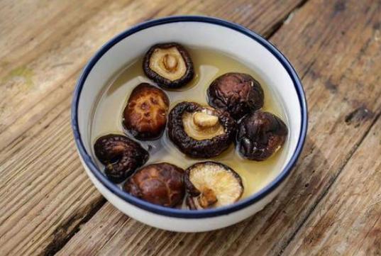 干香菇要泡多久最合适