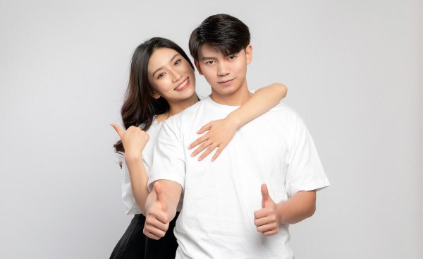 占有欲强的女人怎么办