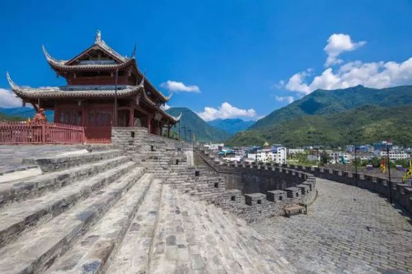 青溪古镇在什么地方