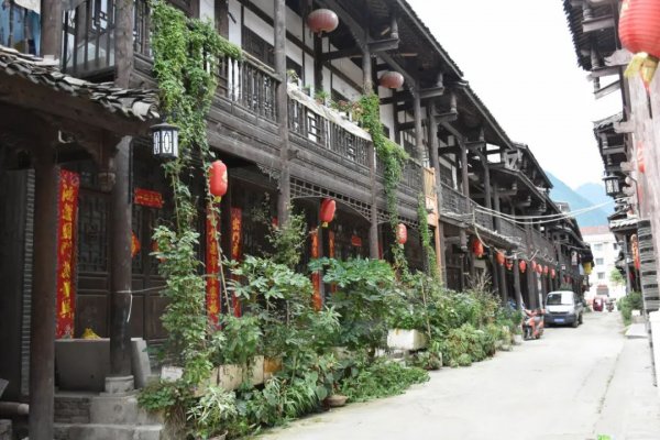 青溪古镇在什么地方