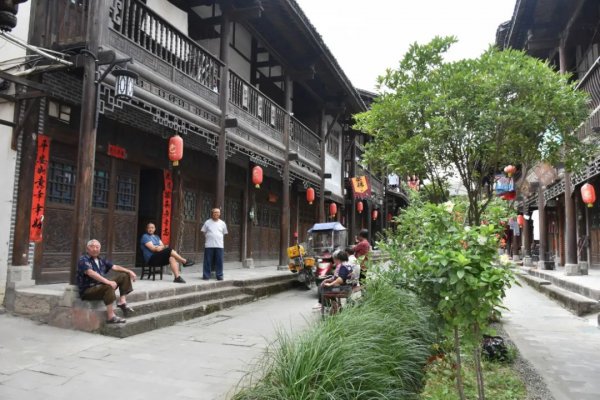 青溪古镇在什么地方