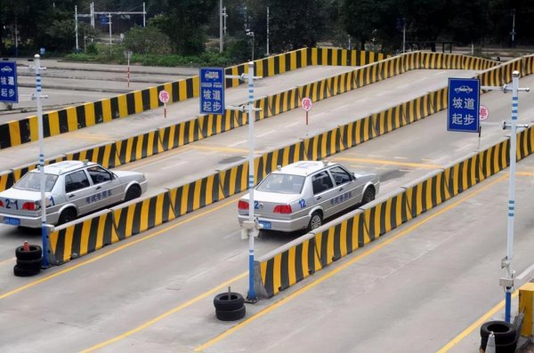 科二挂了多久能考第二次