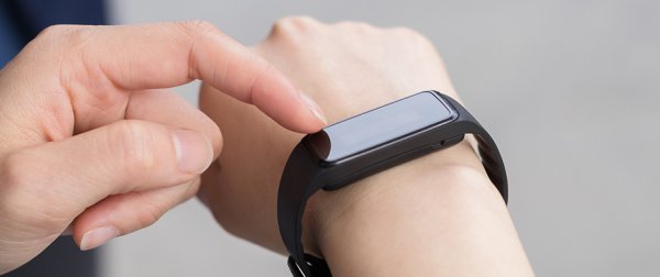 防水冷光运动表怎么调时间