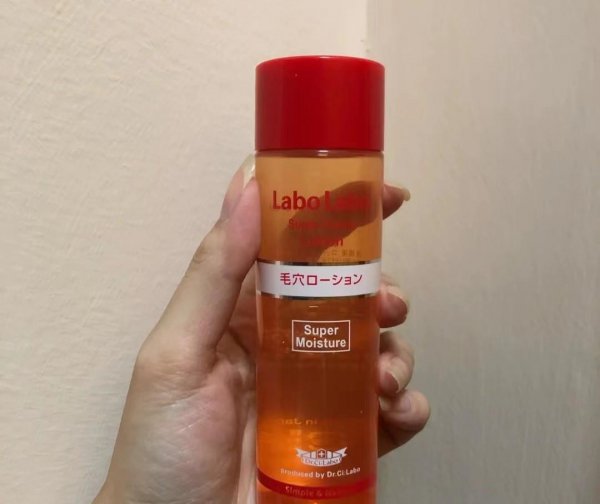 什么护肤品收缩毛孔补水效果最好