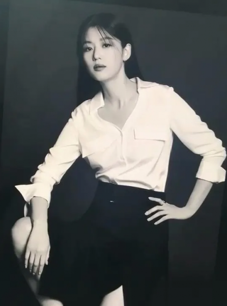 肩宽的女生穿衣禁忌