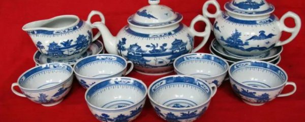 景德镇青花茶具有什么特点