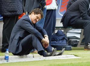 女生托腮暗示什么意思