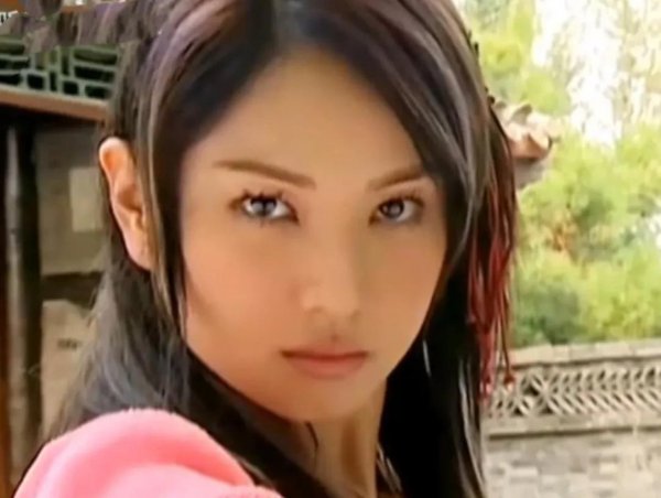 小鱼儿最后和谁在一起了