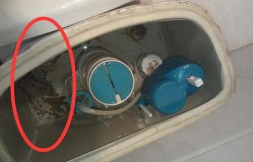 马桶冲水没劲怎么解决