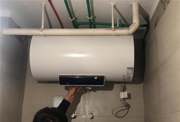 停水了热水器里的水怎么放出来