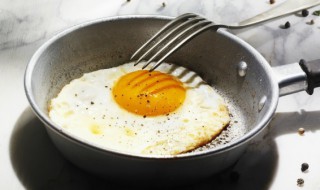 吃鸡蛋的好处和坏处 吃鸡蛋有哪些好处和坏处