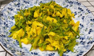 金钩南瓜嫩瓜怎么吃 南瓜丝炒鸡蛋做法分享