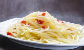 土豆丝能生吃吗 土豆丝可以直接生吃吗