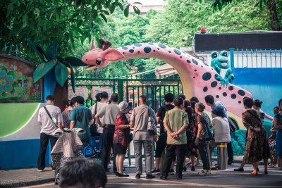 正规幼师一个月多少钱工资 幼儿园老师月收入多少钱