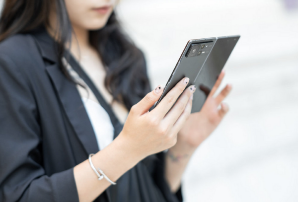 目前折叠手机哪款好