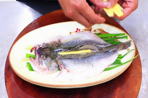 高三学生吃什么补脑增强记忆力