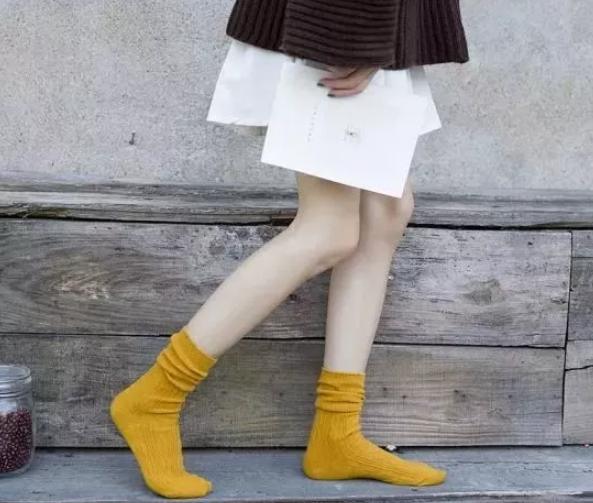 堆堆袜怎么穿好看不显腿粗