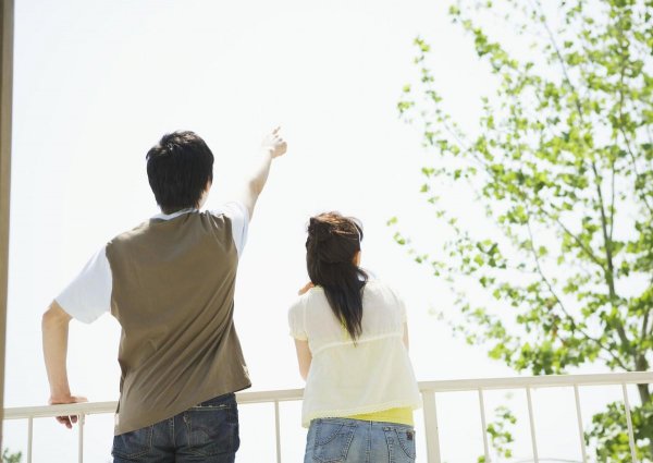 男女初次见面聊什么话题比较好