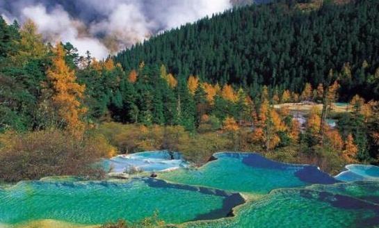 中国最大的省有多大面积