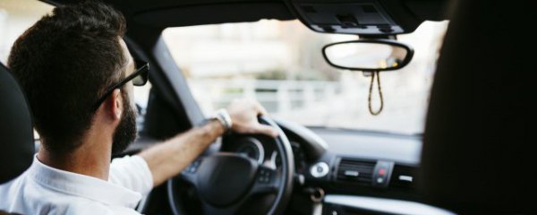 车皮带如何保养和清理