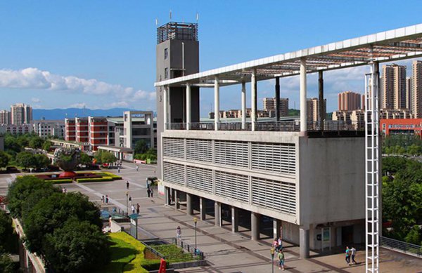 重庆职校排名前十