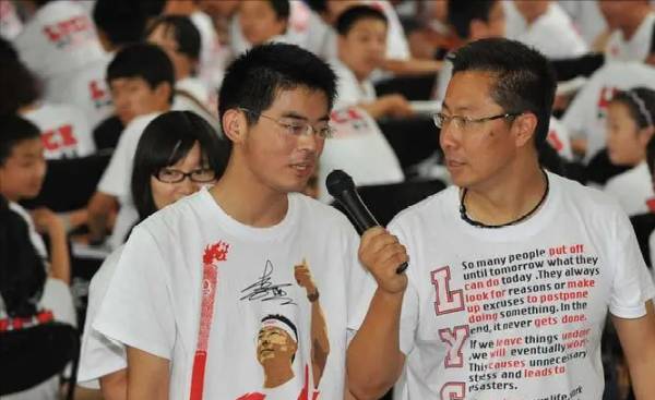 疯狂英语李阳简介