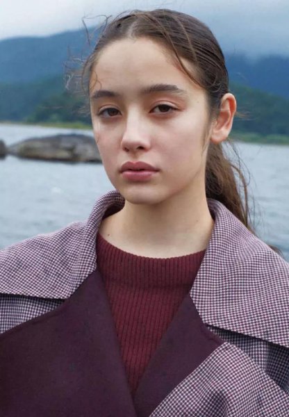 厌世少女脸是什么脸型