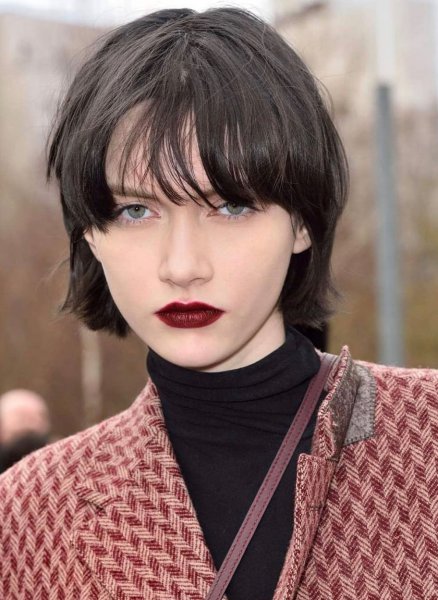 厌世少女脸是什么脸型