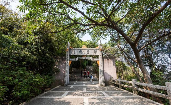 广州市白云山多高