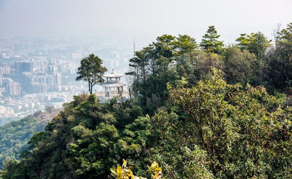 广州市白云山多高