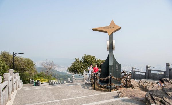 广州市白云山多高