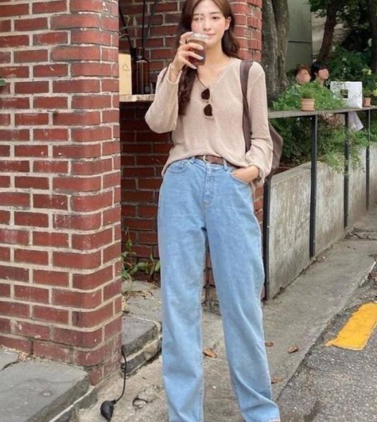阔腿裤配什么上衣好看