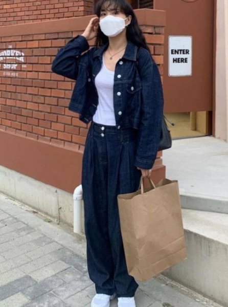 阔腿裤配什么上衣好看