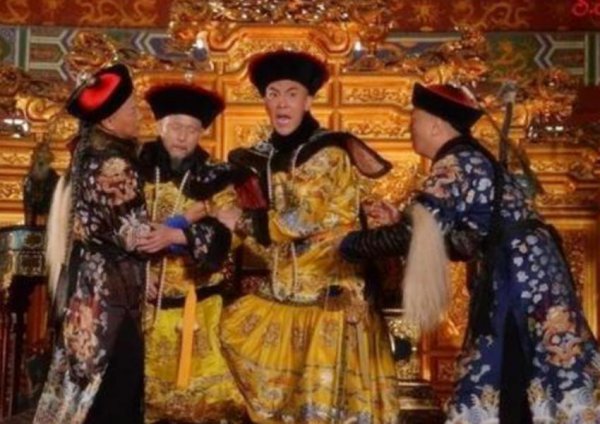 皇帝大还是太上皇大