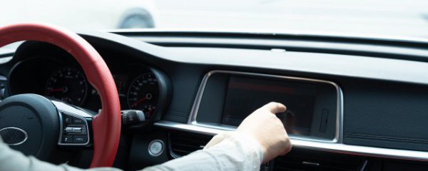 弯道怎么判断车身位置