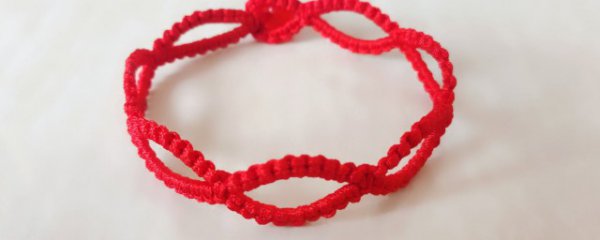 女生本命年戴什么