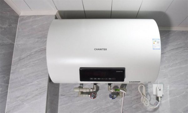 电热水器一直开着耗电吗