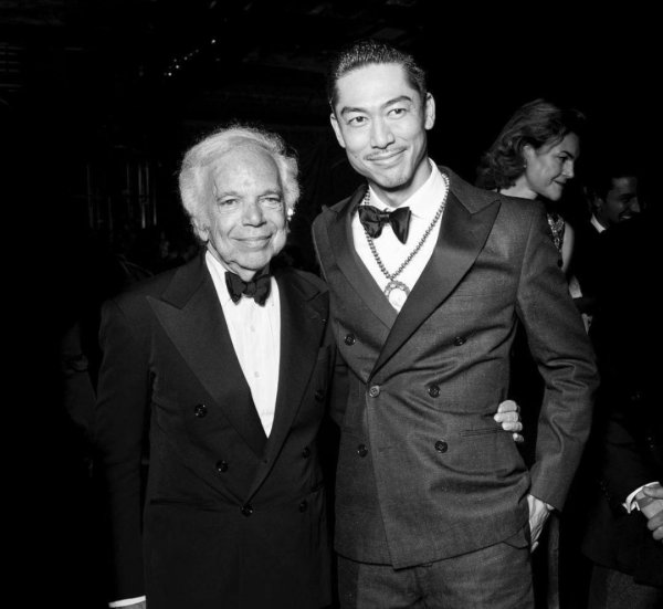 十大奢侈品排名男士衣服